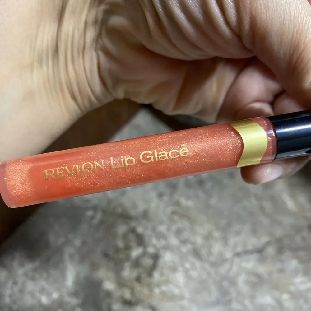 Revlon Lip Glacé Lip‎ Gloss Water Lily -01 Rare Hard To Find